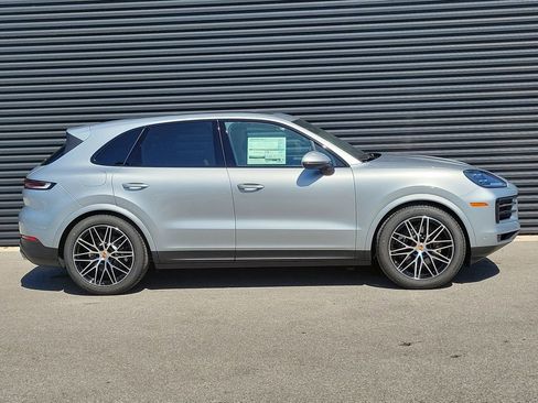 New 2026 Porsche Cayenne AWD/4WD image 8
