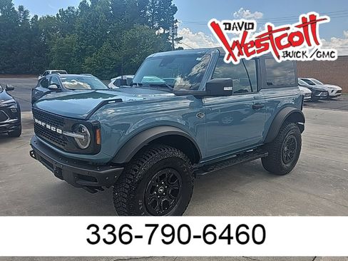 Used 2022 Ford Bronco Wildtrak image 1