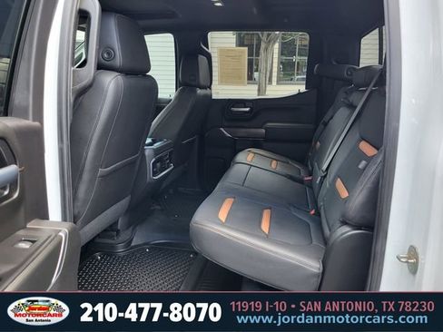 Used 2021 GMC Sierra 1500 AT4 w/ AT4 Value Package AWD/4WD image 17