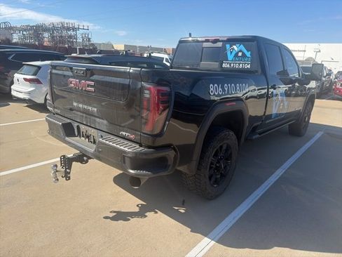 Used 2024 GMC Sierra 2500 AT4 w/ AT4 Premium Plus Package image 3