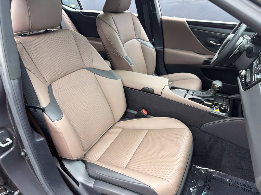 Used 2023 Lexus ES 350 w/ Premium Package FWD image 29