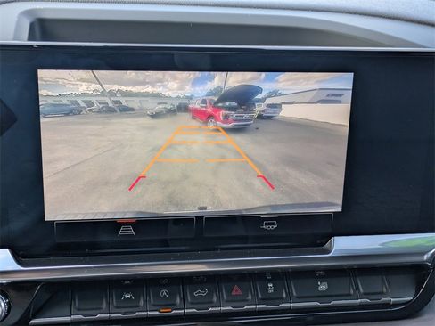 Used 2023 GMC Sierra 1500 SLT image 23