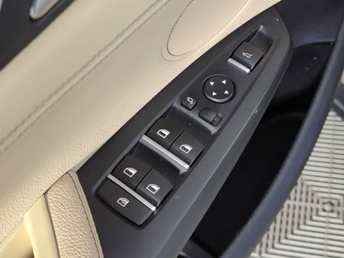 Used 2017 BMW X3 xDrive28i image 22