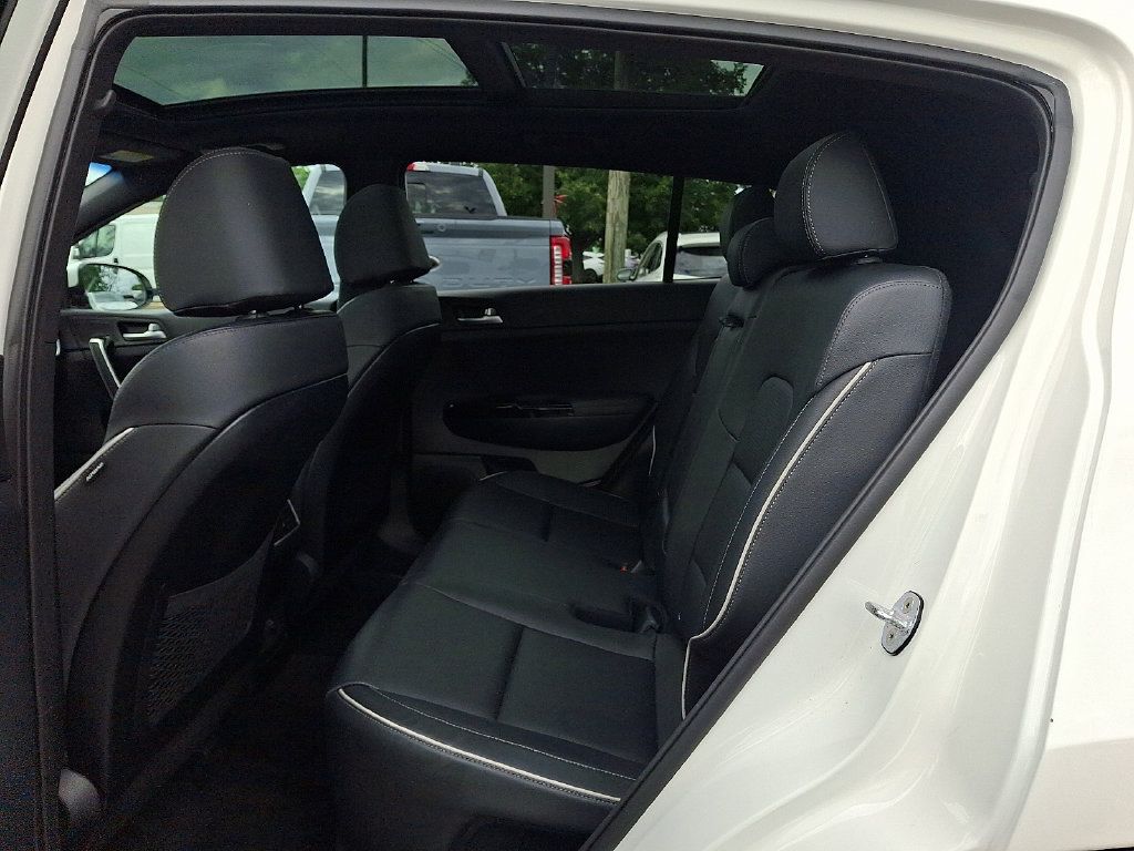 Certified 2022 Kia Sportage SX AWD/4WD image 12