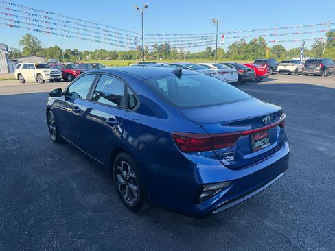 Used 2020 Kia Forte LXS FWD image 6