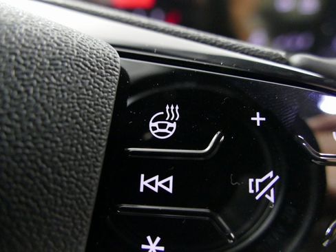 New 2025 Audi Q5 Premium Plus image 18