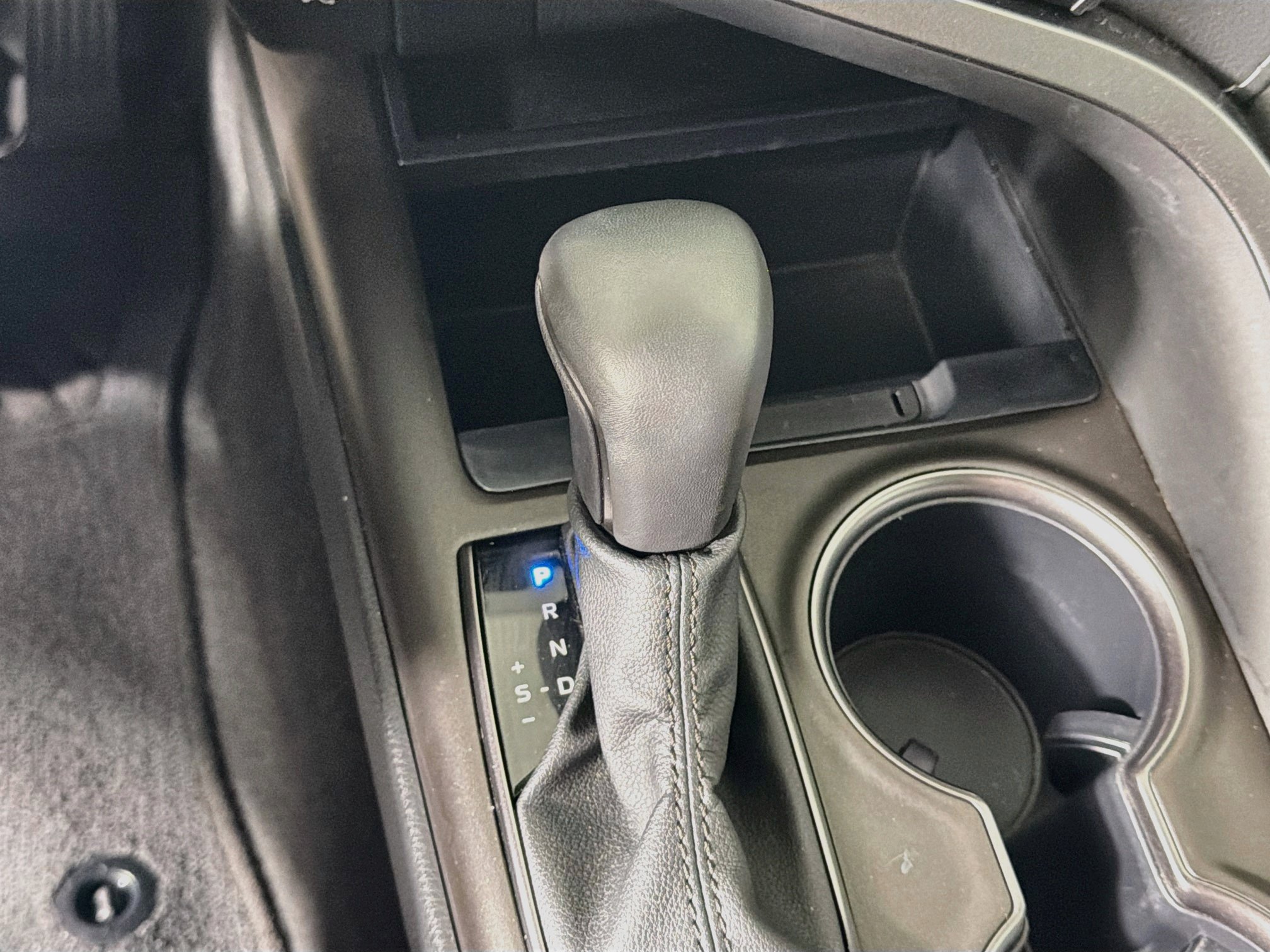 Used 2023 Toyota Camry SE FWD image 25