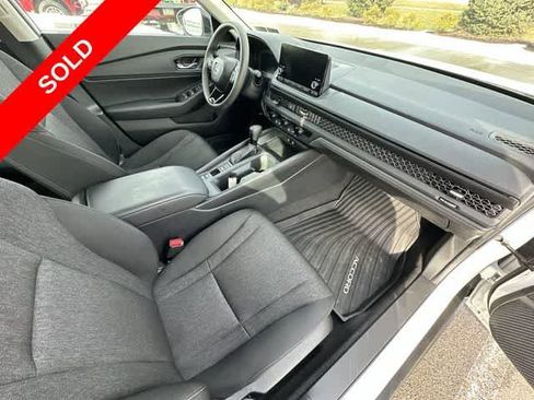 Used 2025 Honda Accord SE image 20