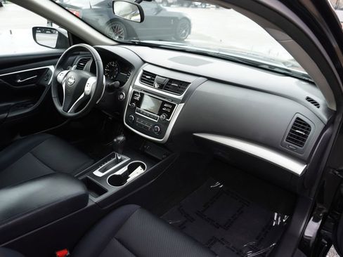 Used 2016 Nissan Altima 2.5 SR image 29