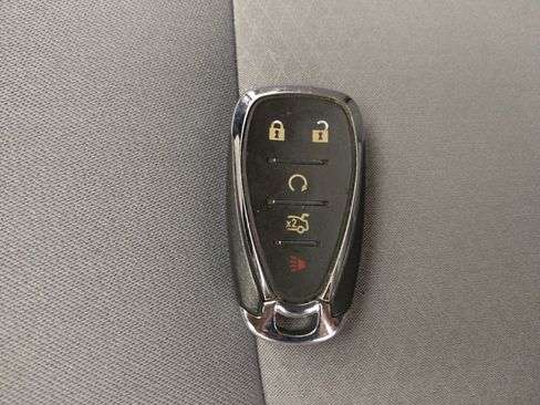 Used 2022 Chevrolet Malibu LT FWD image 32