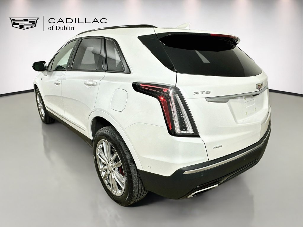Used 2023 Cadillac XT5 Sportv w/ Technology Package AWD/4WD image 7
