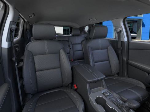 New 2026 Chevrolet Blazer LT image 16