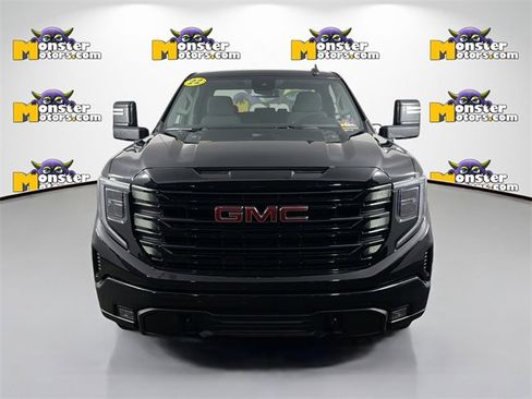 Used 2022 GMC Sierra 1500 Elevation image 2