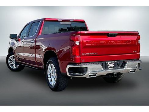 Used 2024 Chevrolet Silverado 1500 LTZ w/ LTZ Convenience Package II AWD/4WD image 4