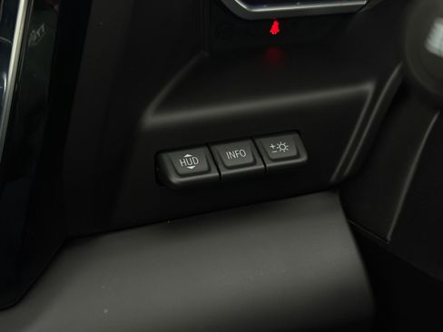 Certified 2024 GMC Sierra 2500 Denali Ultimate image 23