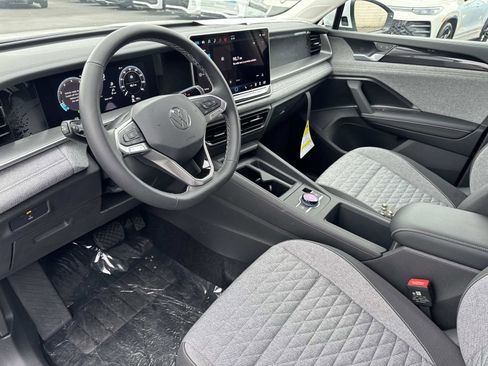 New 2026 Volkswagen Tiguan S image 13