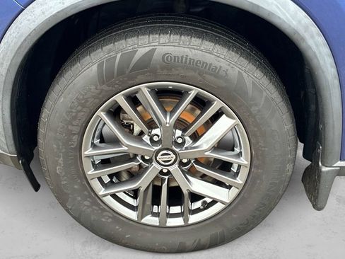 Used 2021 Nissan Rogue S image 17