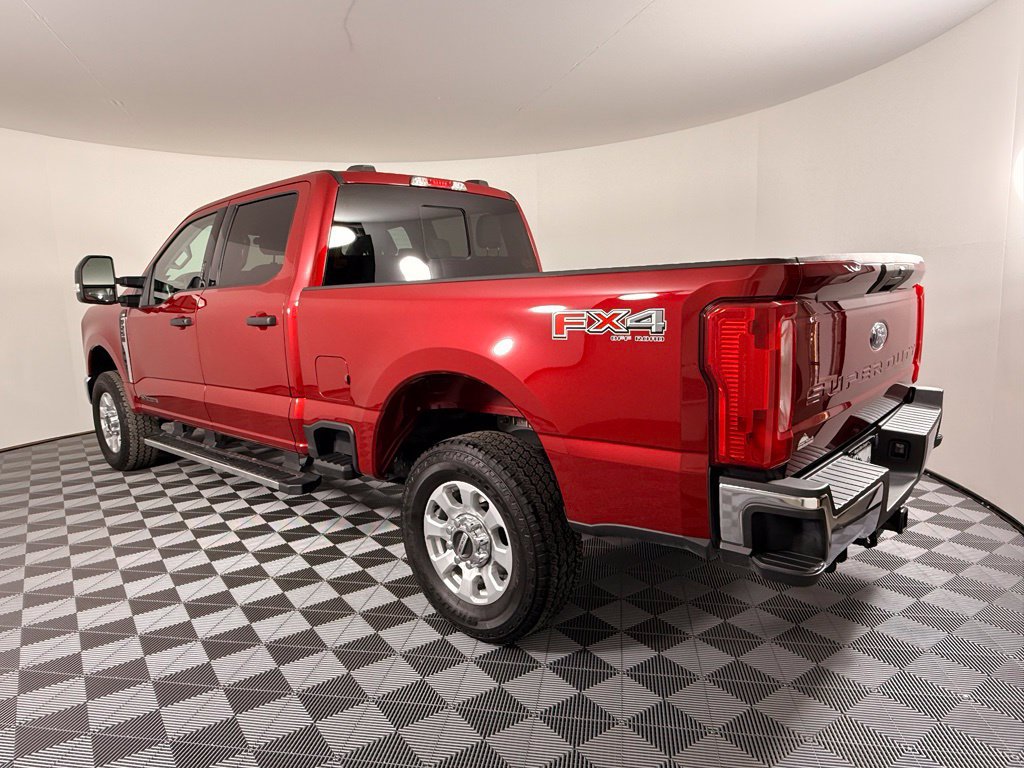 Certified 2024 Ford F250 XLT w/ FX4 Off-Road Package AWD/4WD image 11