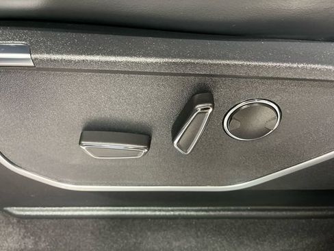 Used 2023 Ford F150 Raptor AWD/4WD image 12