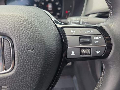 Used 2025 Honda Civic Sport image 18