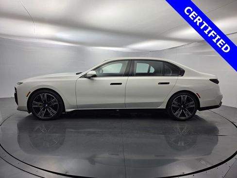Certified 2024 BMW 760i xDrive w/ Premium Package 2 image 7