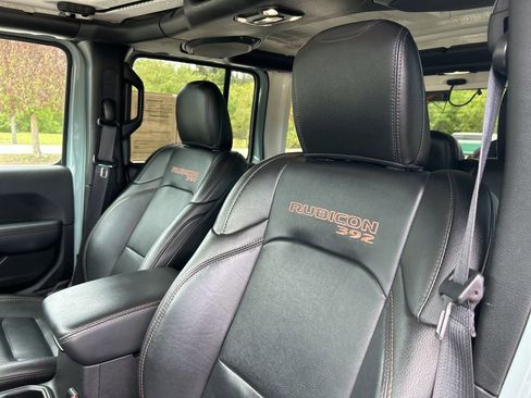 Used 2023 Jeep Wrangler Unlimited Rubicon 392 w/ Xtreme Recon 35" Tire Package AWD/4WD image 16