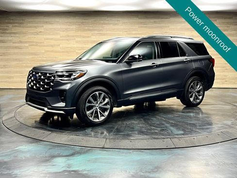 Used 2025 Ford Explorer Platinum w/ Ultimate Package AWD/4WD image 8