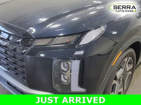 Used 2024 Hyundai Palisade Limited image 9