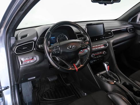 Used 2021 Hyundai Veloster 2.0 Premium FWD image 2