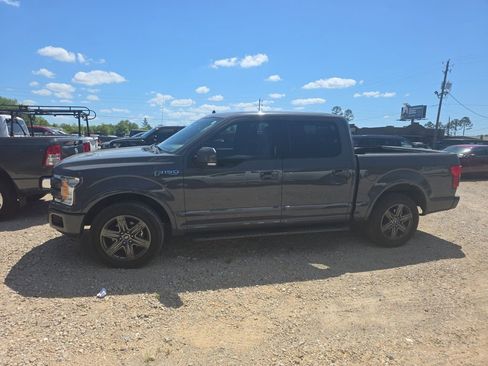 Used 2020 Ford F150 Lariat RWD image 7