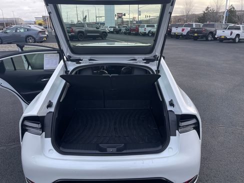 Certified 2024 Toyota Prius Prime image 17