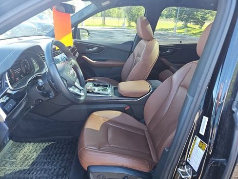 Used 2023 Audi Q7 3.0T Premium Plus w/ Premium Plus Package AWD/4WD image 8