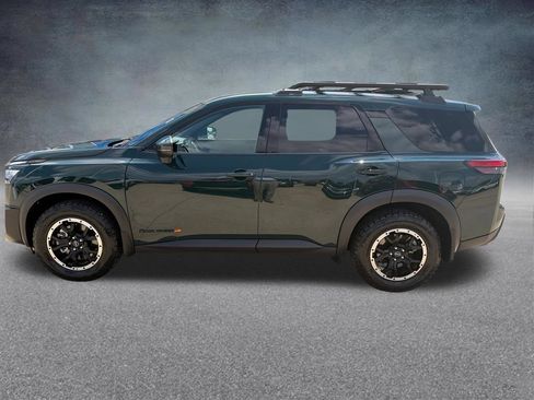 Used 2025 Nissan Pathfinder Rock Creek AWD/4WD image 2
