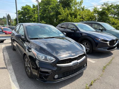 Used 2020 Kia Forte LXS FWD image 14
