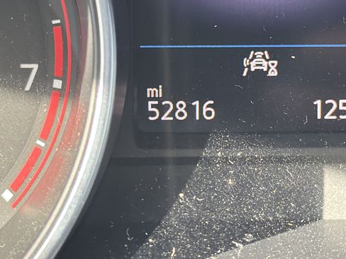 Used 2020 Volkswagen Tiguan SE w/ Panoramic Sunroof Package FWD image 21