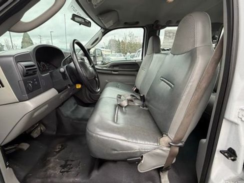 Used 2006 Ford F250 2WD Crew Cab Super Duty image 11