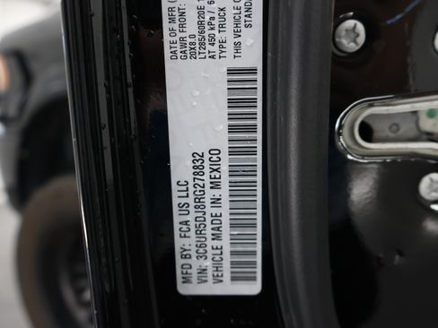 Used 2024 RAM 2500 Big Horn w/ Night Edition AWD/4WD image 70