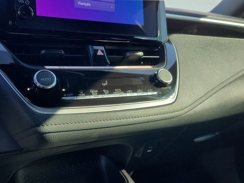 Used 2025 Toyota Corolla SE image 23