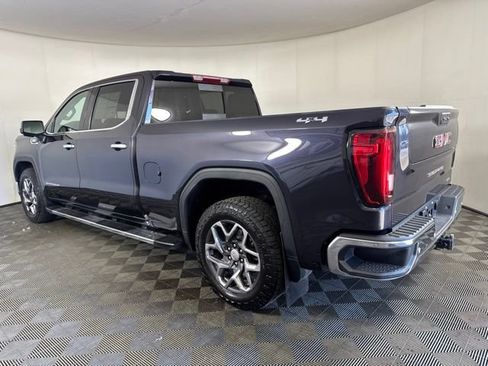 Used 2022 GMC Sierra 1500 SLT w/ SLT Premium Plus Package AWD/4WD image 6