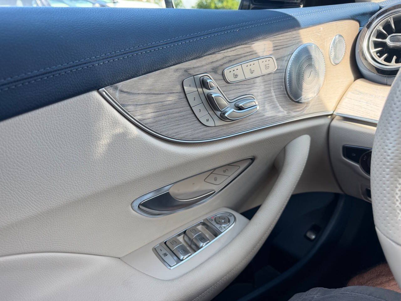 Used 2021 Mercedes-Benz E 450 Cabriolet image 18