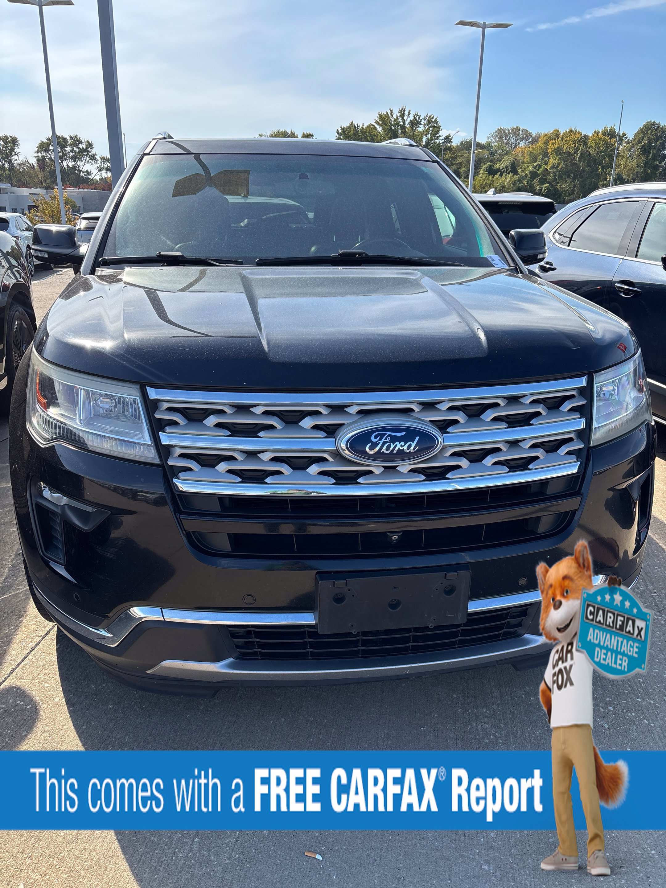Used 2018 Ford Explorer Limited FWD image 2