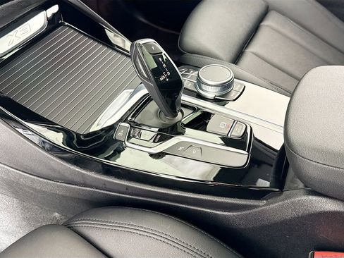 Used 2021 BMW X3 sDrive30i w/ Premium Package image 19