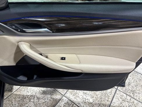 Used 2019 BMW 530e w/ Executive Package RWD image 16