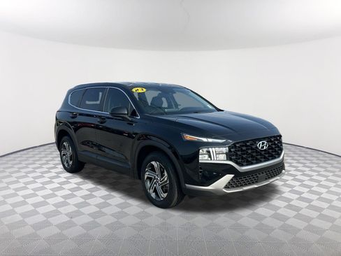 Used 2023 Hyundai Santa Fe SE FWD image 3