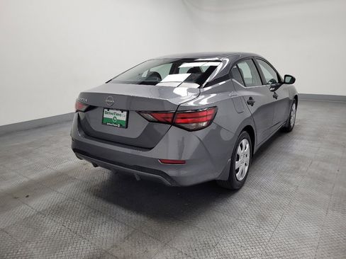 Used 2025 Nissan Sentra S FWD image 9