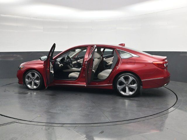Used 2018 Honda Accord Touring image 41
