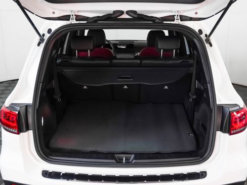 Certified 2022 Mercedes-Benz GLB 250 4MATIC w/ AMG Line image 12