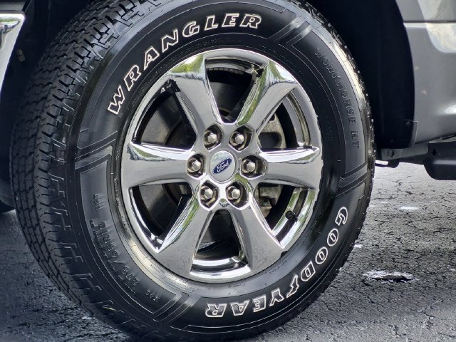 Used 2020 Ford F150 XLT w/ Equipment Group 302A Luxury AWD/4WD image 23
