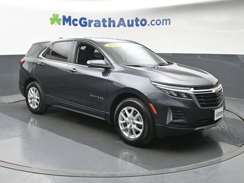 Used 2023 Chevrolet Equinox LT FWD image 2