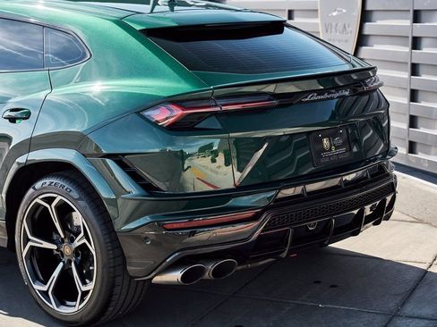 Used 2023 Lamborghini Urus S AWD/4WD image 11